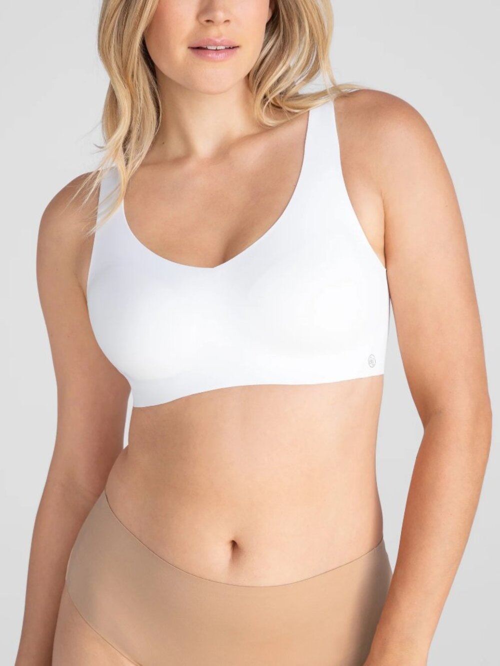 Honeylove Softform wirefree wireless supportive White Bra size Medium.